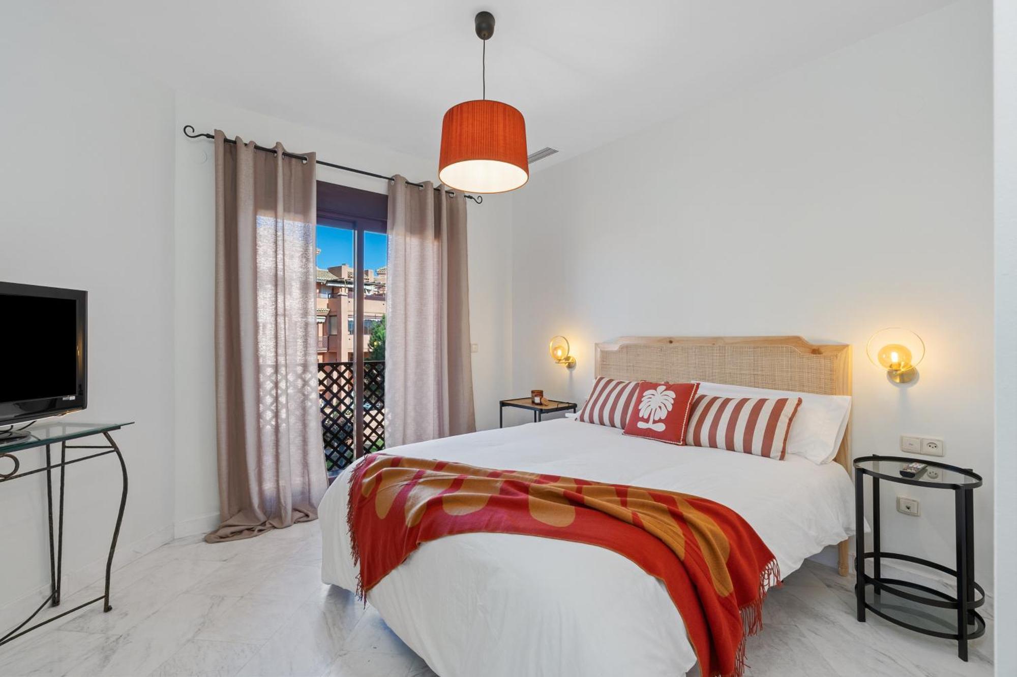 Comeback Noches De Blanco Saten Motril Exterior foto